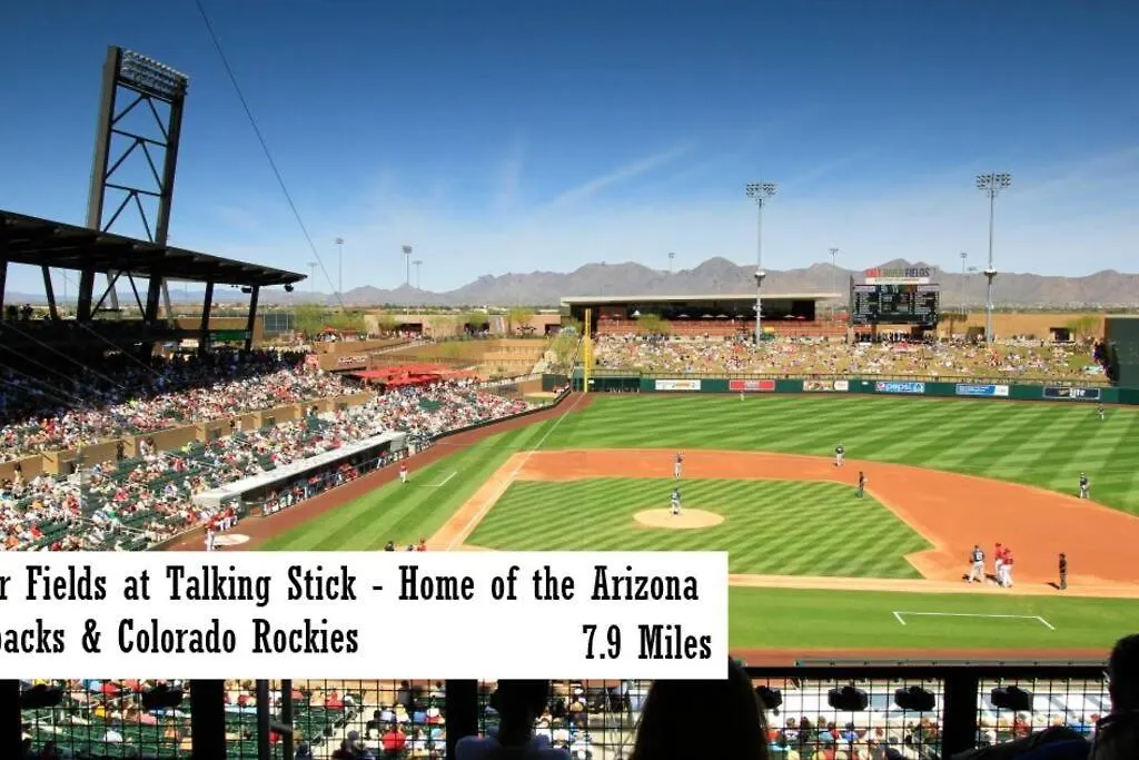 Modern 2-Br Condo Near Kierland Scottsdale Appartement